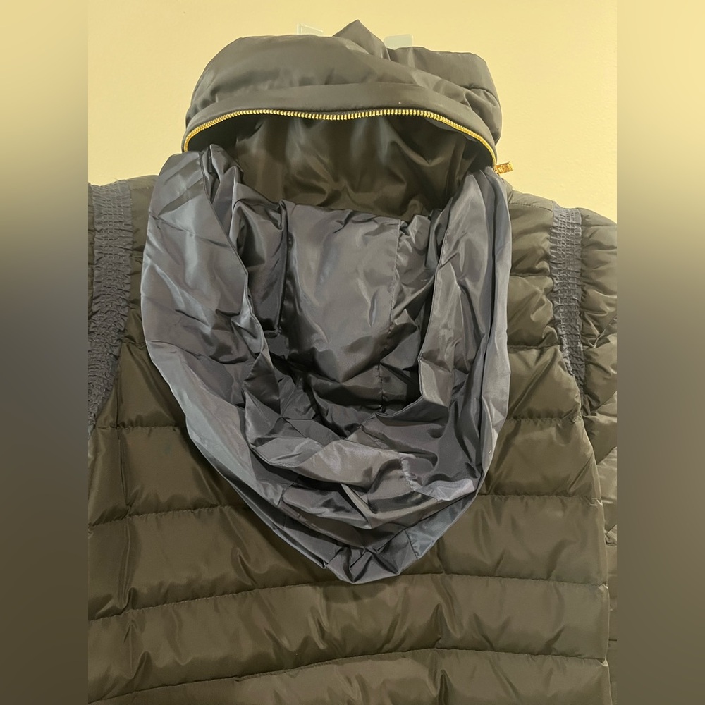 Miu Miu Down Puffer Jacket Coat In Black Size It … - image 5